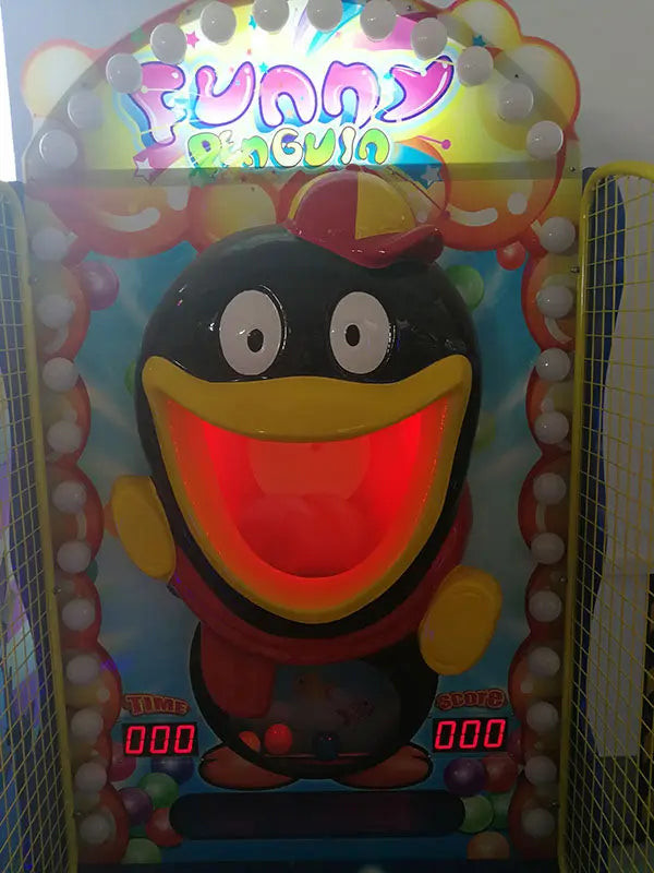 Funny Penguin Paradise Kids Throw Ball Game Amusement Ticket Game Machine For Sale