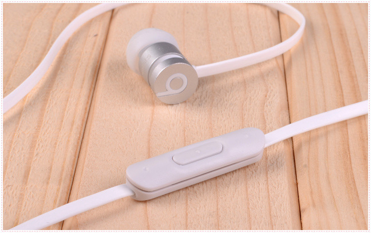 Beats by Dr. Dre urBeats In-Ear Headphones - Gold made in china grgheadests.com