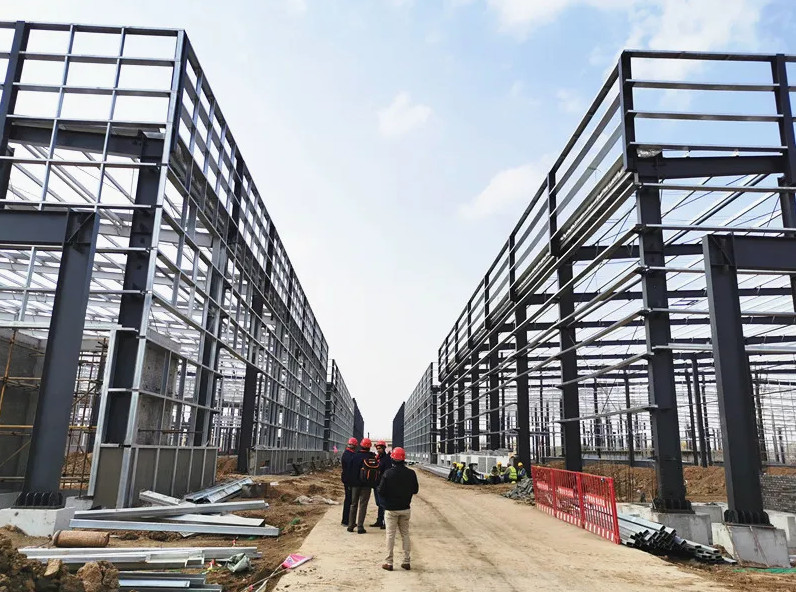 Prefabricated H Section Steel Frame Structural Warehouse with Overhead Crane
