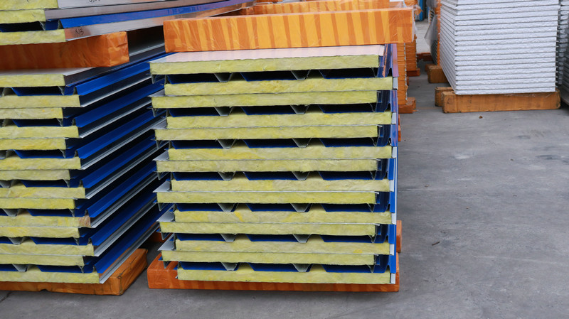 Fireproof Wall Roof 200mm Glass Wool Sandwich Panel