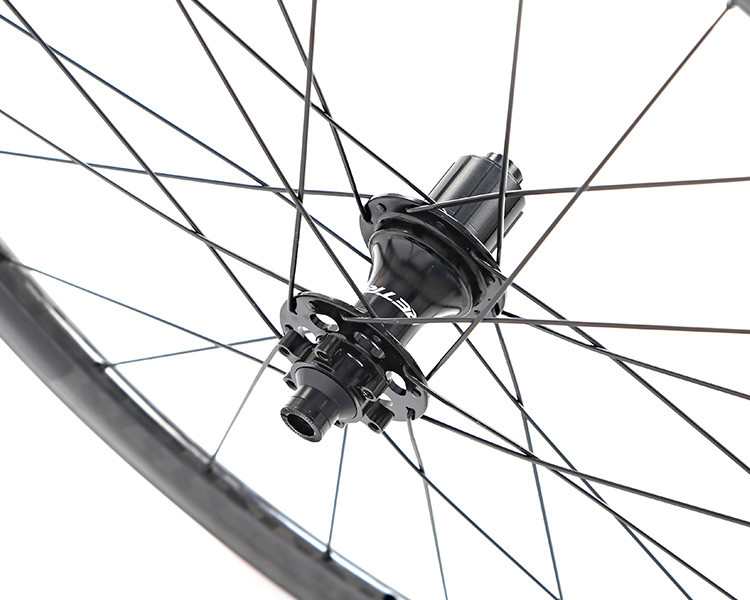 700x25C Carbon Road Bike Wheelset , 40mm Carbon Wheelset For Bicycle