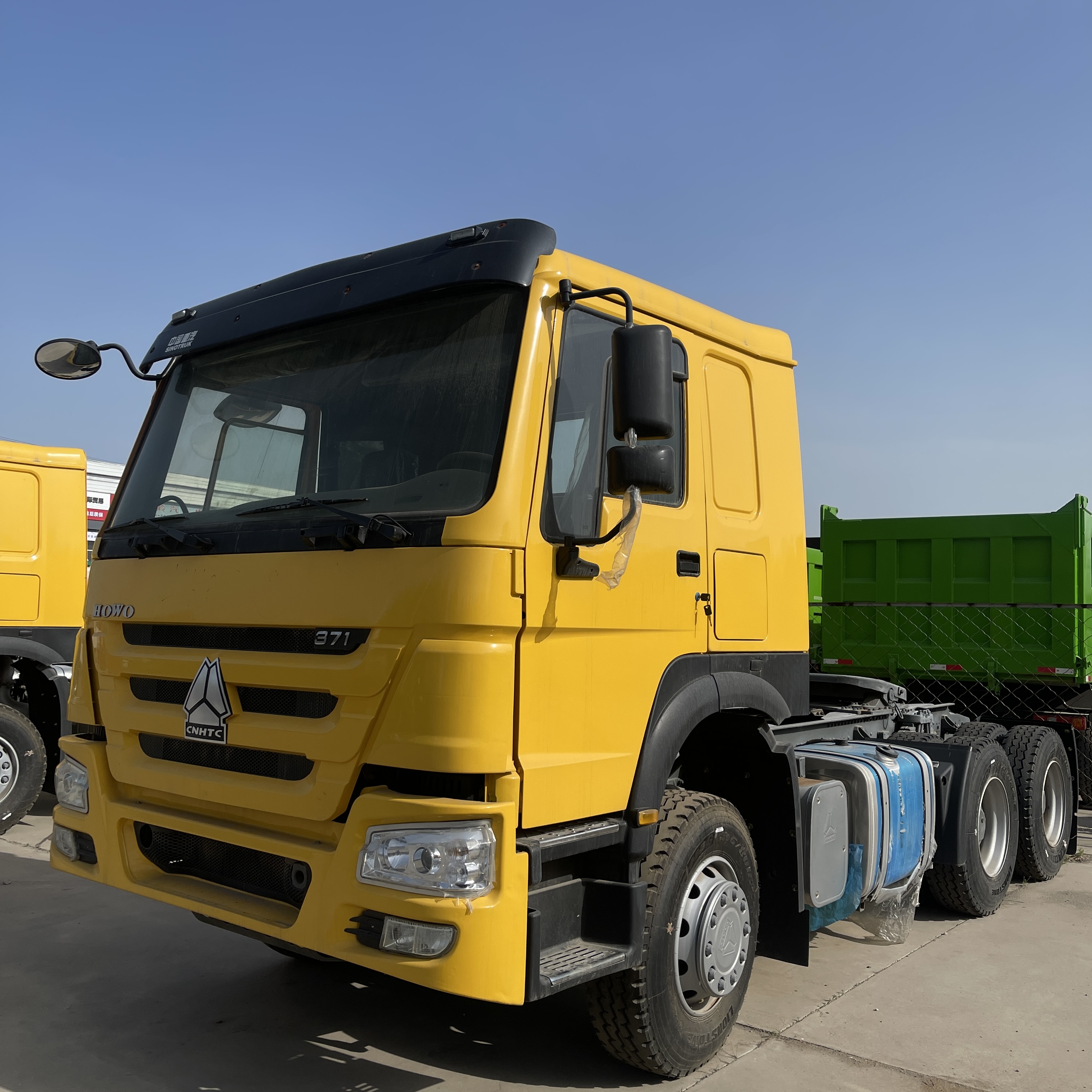 Single Row Seat Used Howo Diesel Sinotruk Tractor Truck Heavy Truck Tractor Unit 6x4