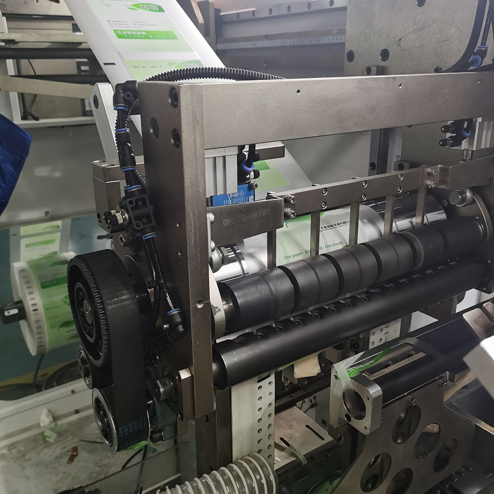 Smart Napkin Packaging Machine CE Certification Automatic Facial Tissue Making Machine
