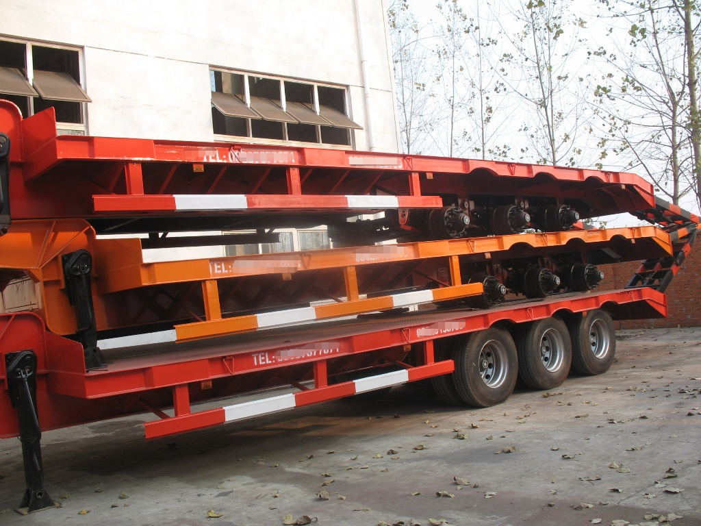 70 ton low bed Semi-trailer with tri-axle excavator trailer. low loader 2-hand machines