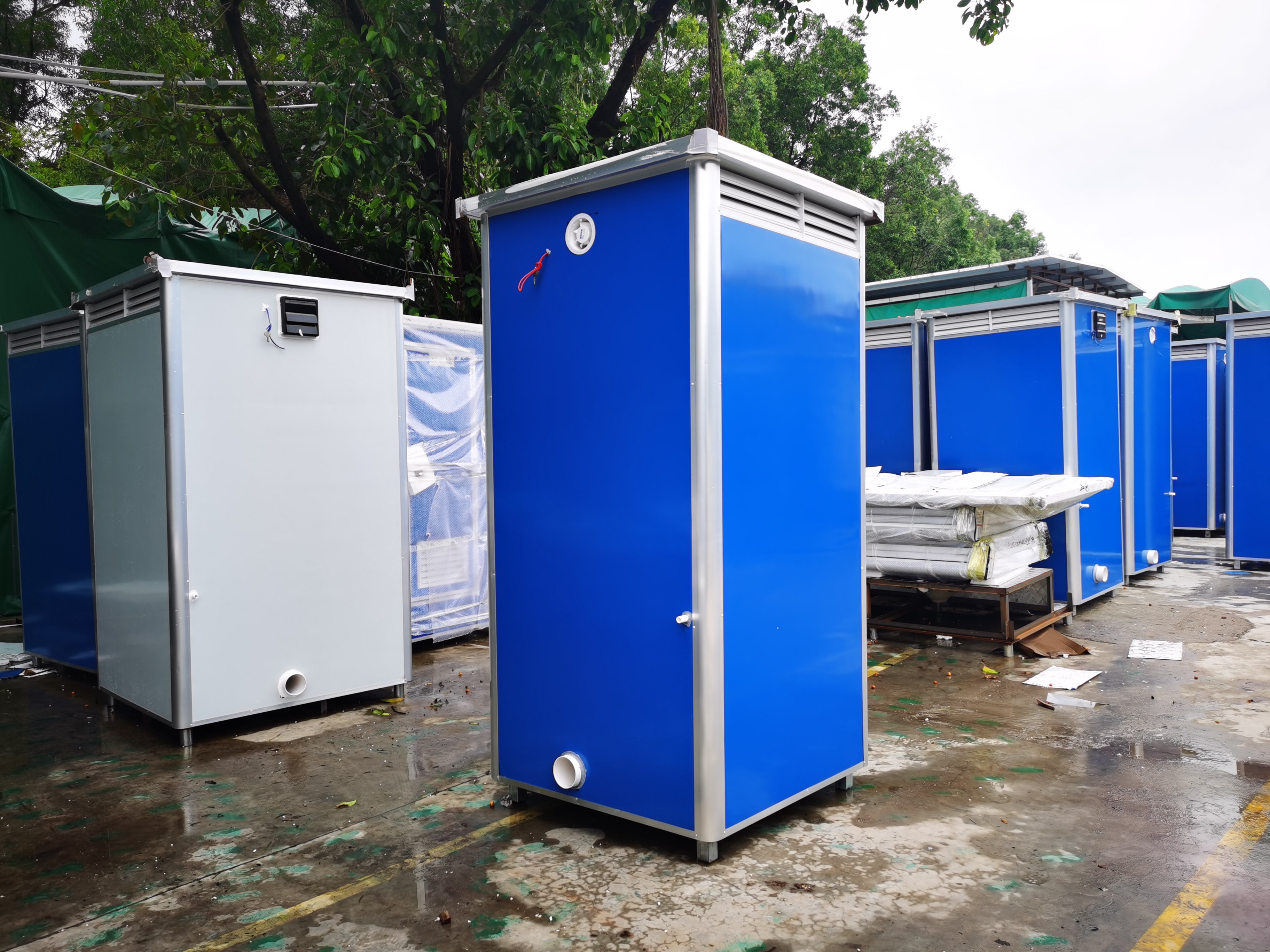 Outdoor Steel Portable Toilet Temporary Modular Camping Public Shower Room