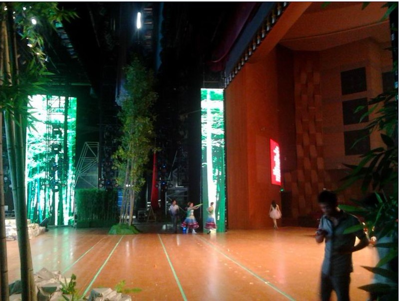 Ultra Thin SMD LED Display , Outdoor / Indoor Full Color Stadium LED Screen