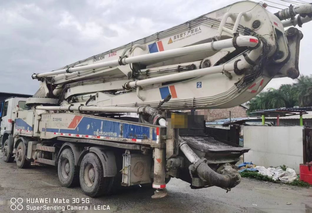 2012 Zml 49m Concrete Pump on Benz Truck Concrete Boom Pump Used Heavy Equipment