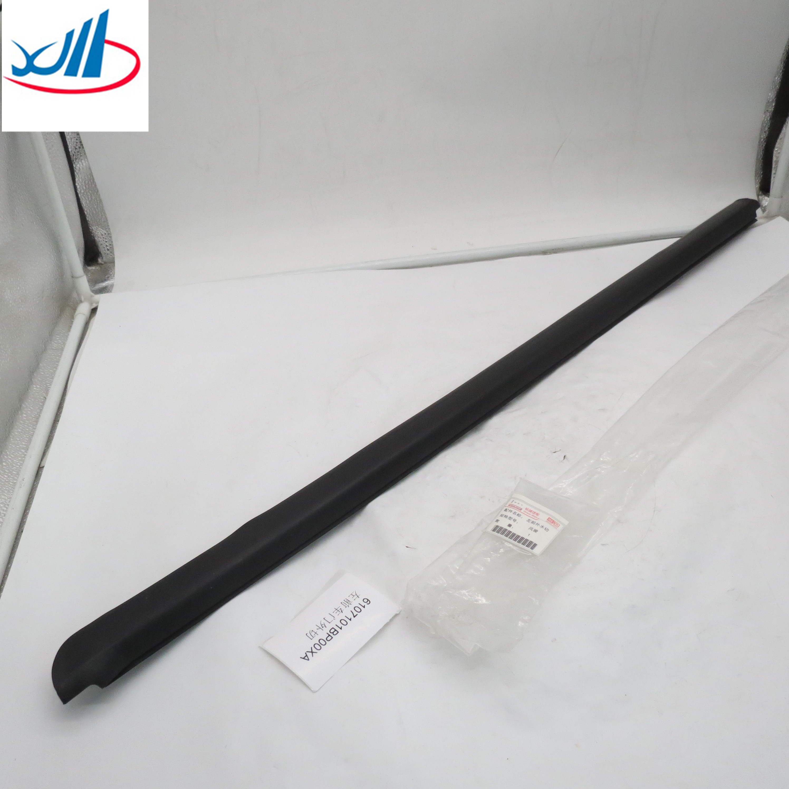 Auto Engine Parts Water Cutting Seal Strip For Left Front Door 6107101BP00XA 6107101-P00