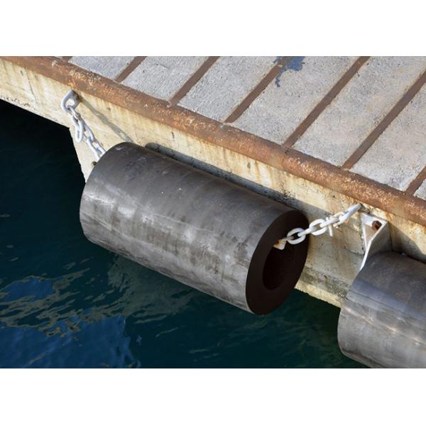 Marine Safety Natural OEM Cylindrical Rubber Fender Dock For Vessel Protection