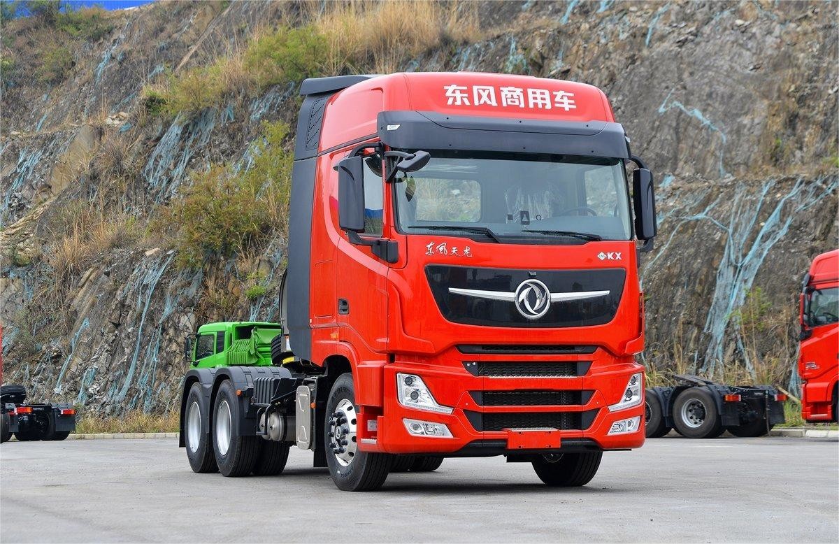 450hp Dongfeng Tractor Truck 6*4 4*2 8*4 Dump Truck With 10 Tires