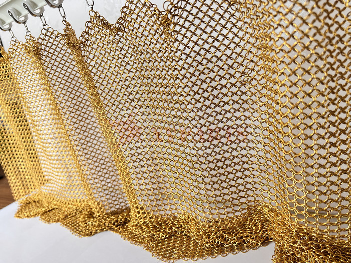 Brass Color Chainmail Mesh Curtain Interior Space Decoration 0.53MM 3.81MM