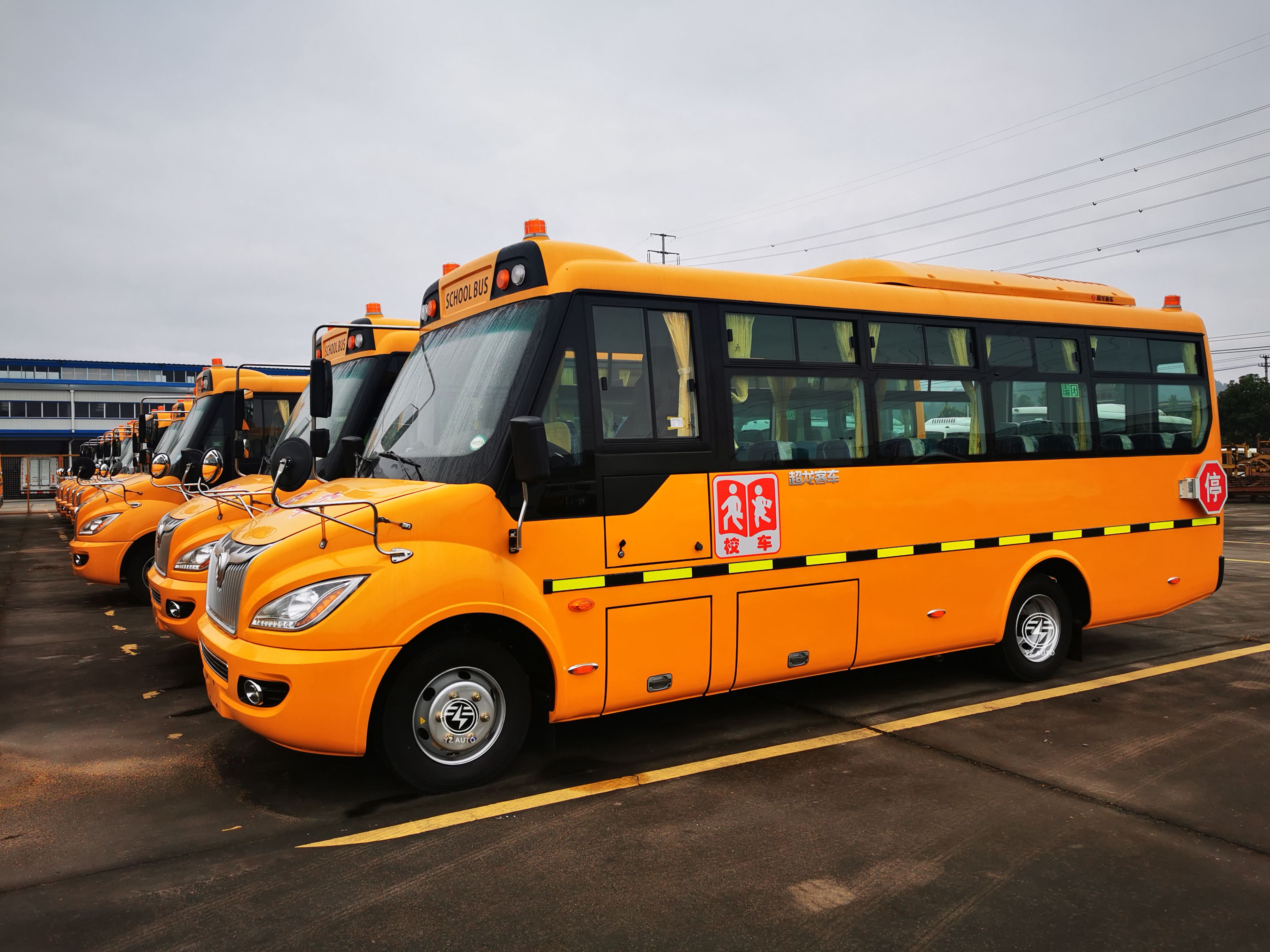 135L Oil Tank Volume Customized Model Dongfeng 24-42seats Hubei 80 Used Cars in Japan