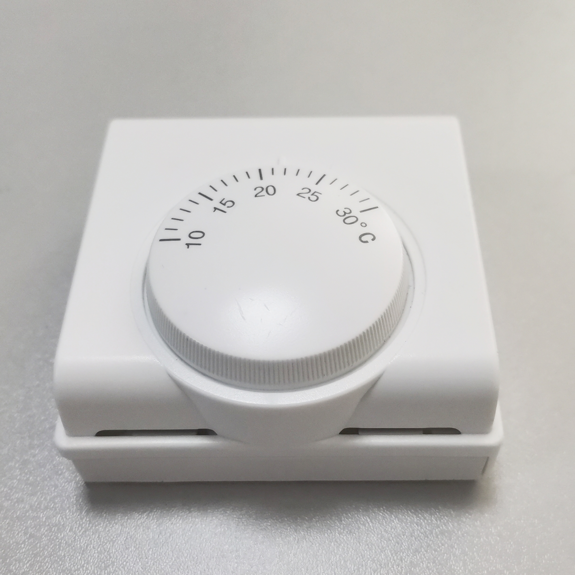 MT05 10A 220v mechanical room thermostat with LED indicator with switch optional 10~30 Celsius temperature controller