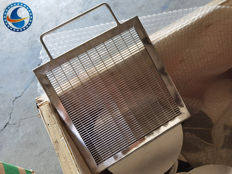 4m Length Stainless Steel Slotted Wedge Wire Screen Panels For Food Filter