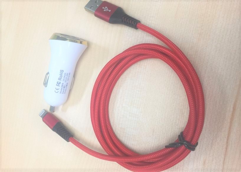 High Current Lightning Cable Car Charger Short Protection For Driving Recorder