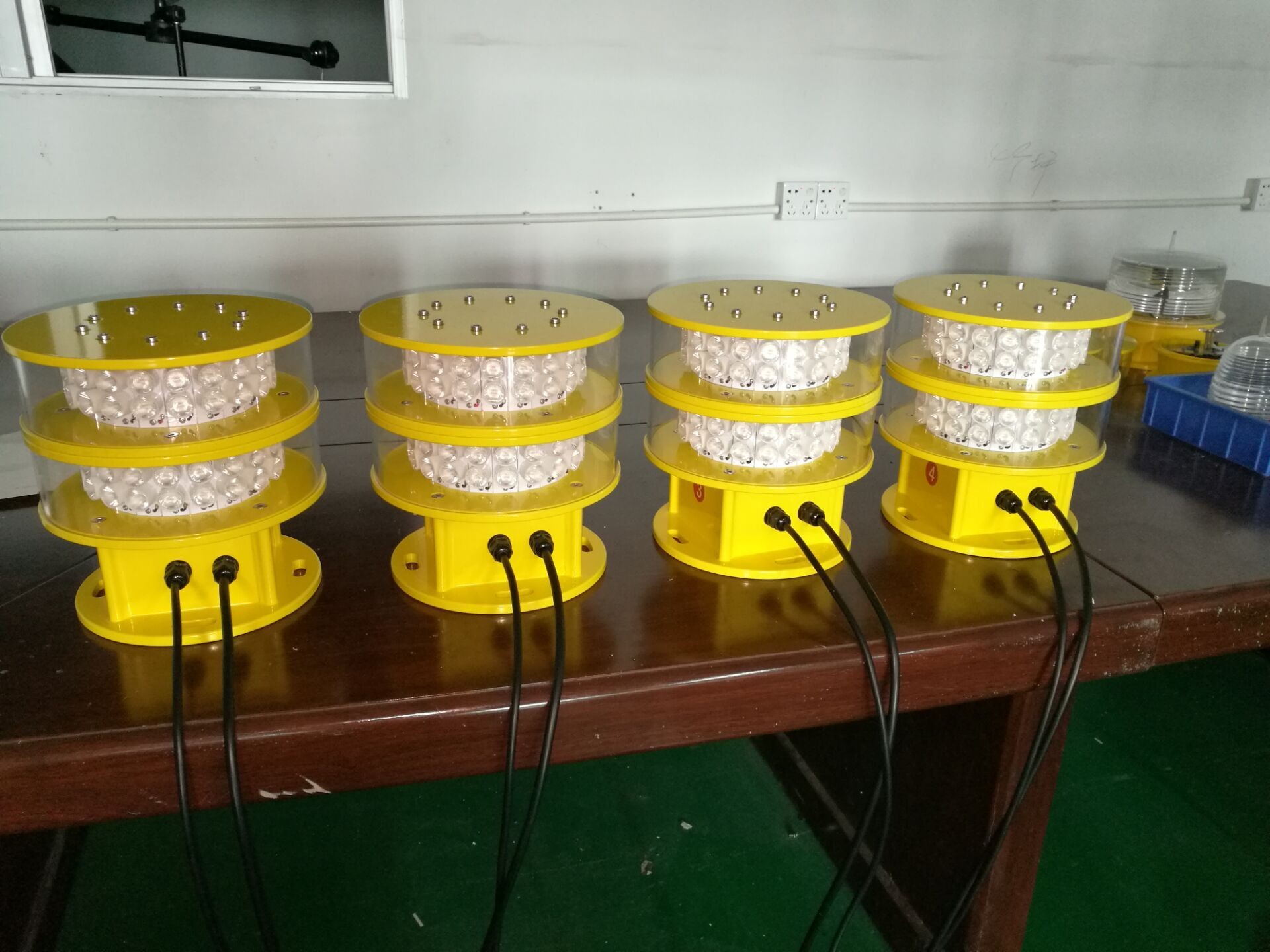 AC220V Aeronautical Obstruction Light For Large - Scale Port Machinery