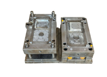 OEM Sub Gate Precision Injection Mould Electronic Products Plastic Injection Molding