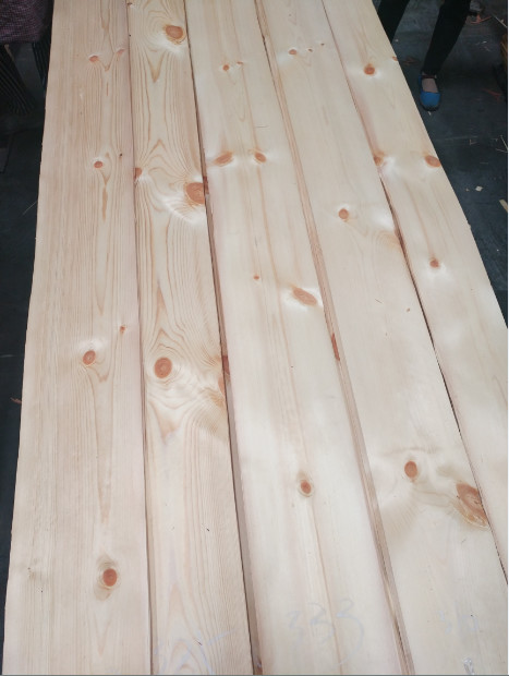 Knotty Pine Natural Wood Veneers Knotty Pine Decorative Veneers for Furniture Doors and Plywood Industry