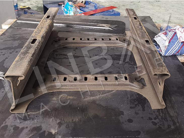 Cast Iron Structure Galvanized Steel Automatic Perforated Cable Tray Production Line