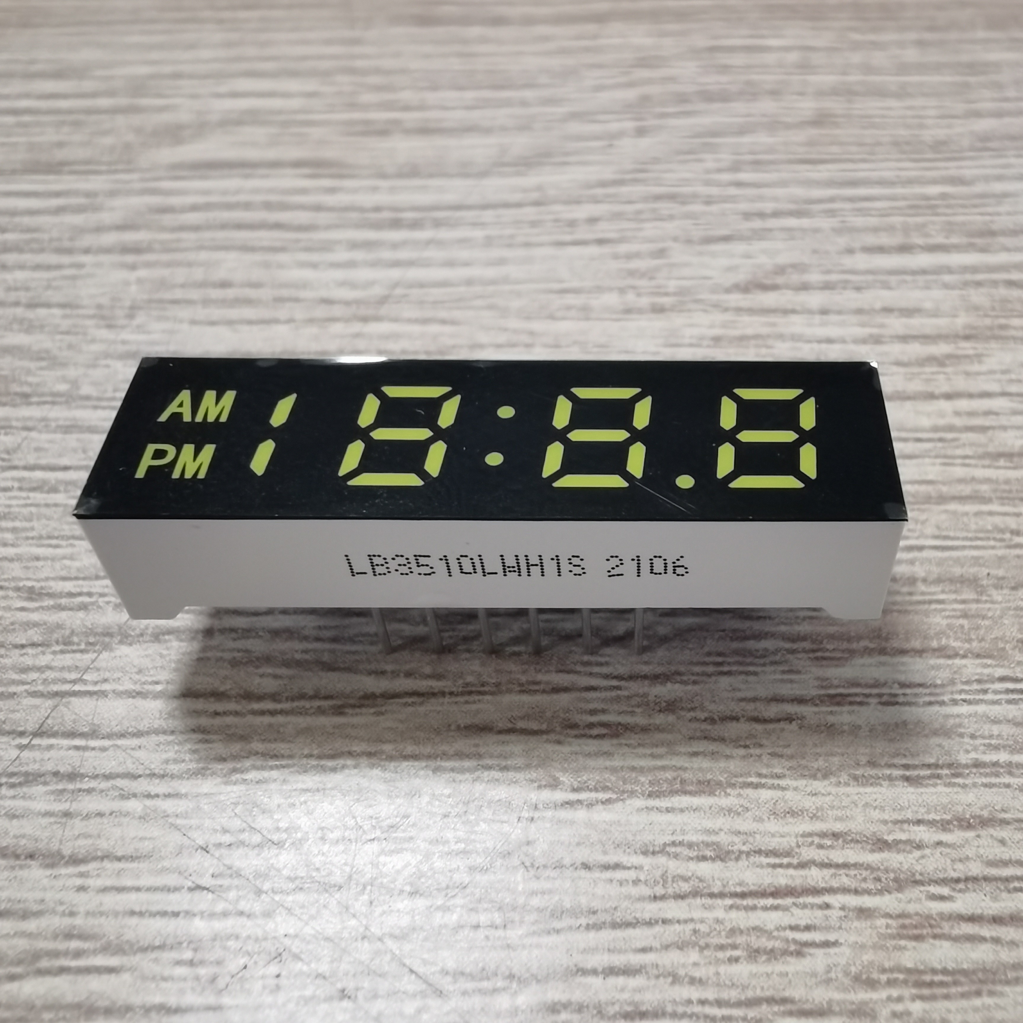 0.25Inch Four Digit 7 Segment LED Display Ultra White for Clock