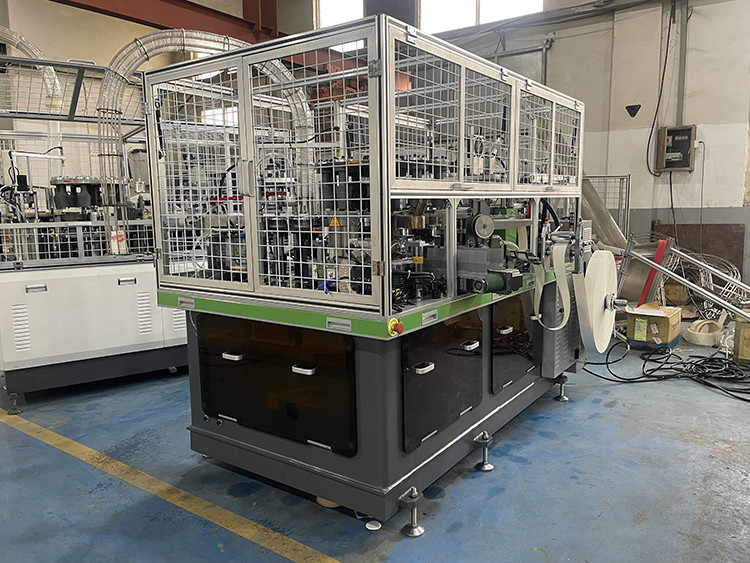 Flexible and Customizable Paper Cup Making Machines 3100KG Speed 120-150 Pcs / Minute