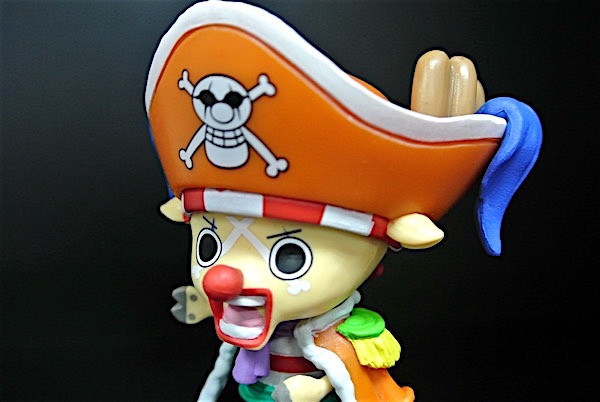 Customized Color One Piece Mini Figures For Home Decoration 8*5*3cm