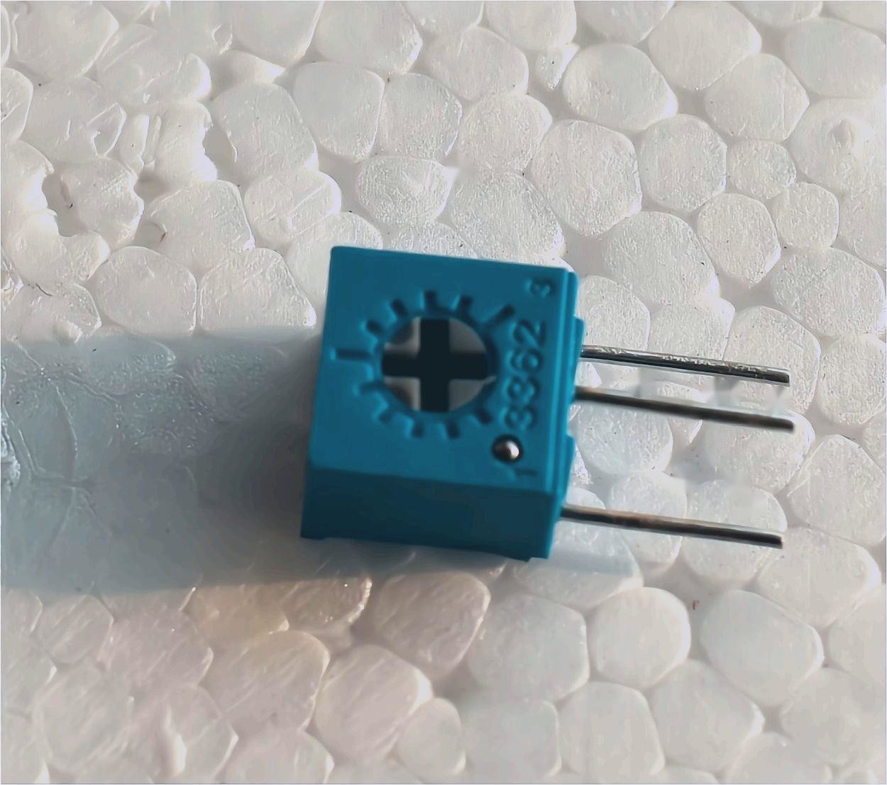 RI3362W Trimming Single Turn Potentiometer Adjustment With Cermet Material