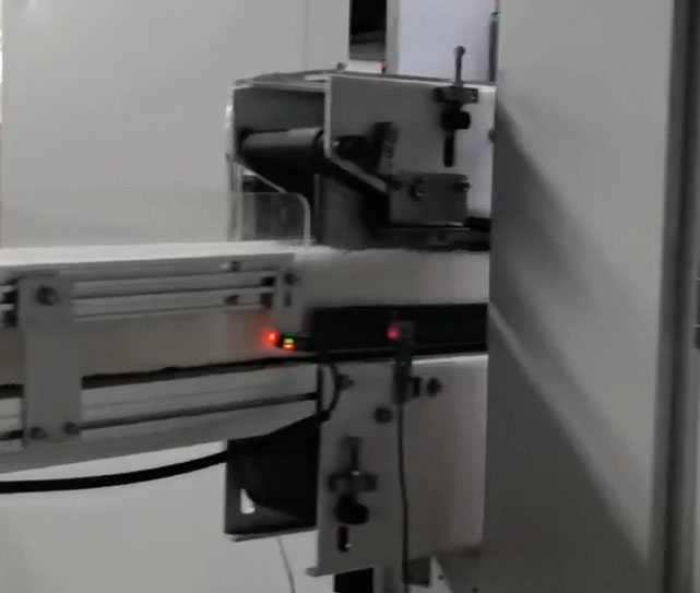 Processing Type Small Cutting Machine for Automatic Napkin Wrapping of Toilet Paper