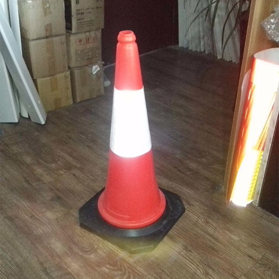 High Visibility Orange PVC Road Traffic Cone For Road Safety Precautions