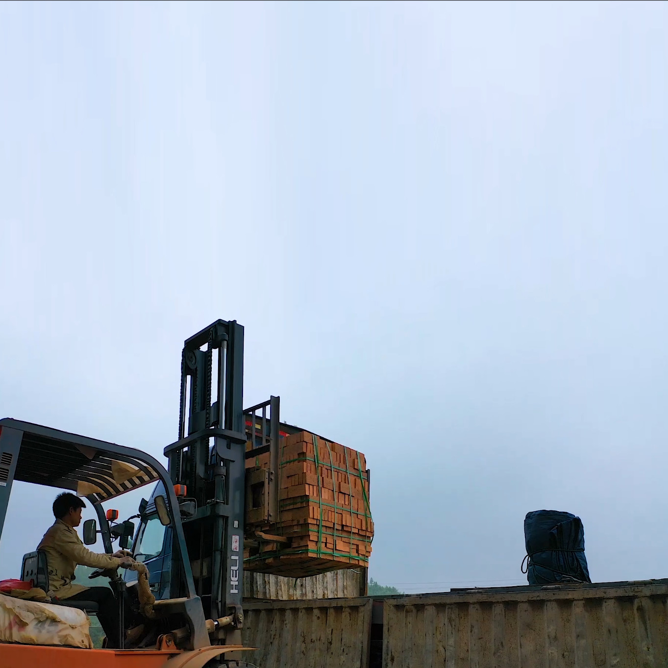 180m Length Brick Production Plant With 500000 Daily Production Capacity