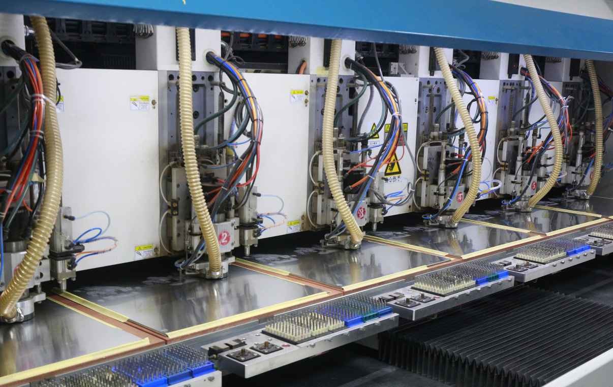 3mil Multilayer Pcb Design Immersion Tin 4.0mm HASL Surface