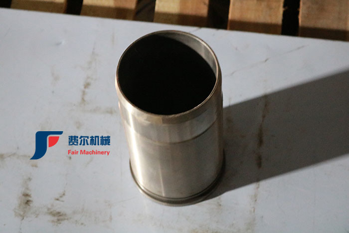 Engine Sleeve Yuchai YC6108 / YC6B125 SDLG LG933L, LG936L, FOTON LOVOL FL936F, XCMG LW300F