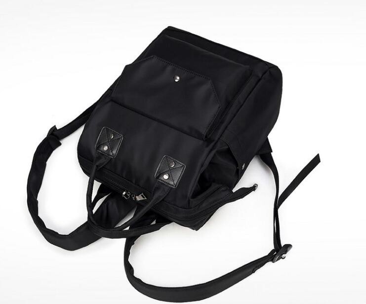 Luxury Black Polyester Kids Diaper Bag , Insulation Travel Baby Nappy Bags