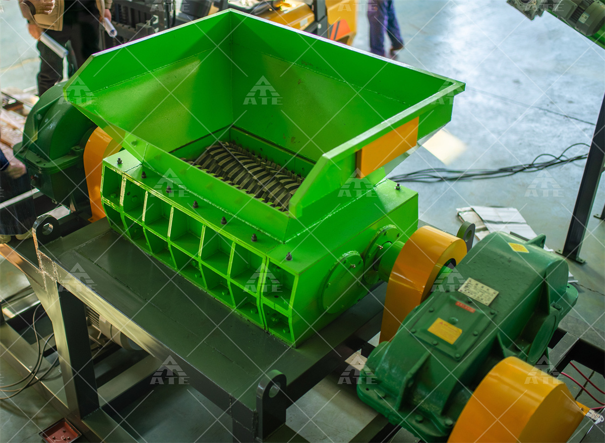 Waste Car Shell Shredder Double Shaft Metal Shredder CE ISO TUV Approval