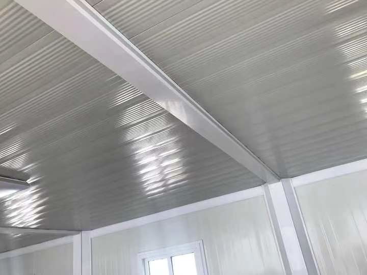 Aluminum Two Bedroom Prefab Container House 40ft Flat Pack Shipping Container Home