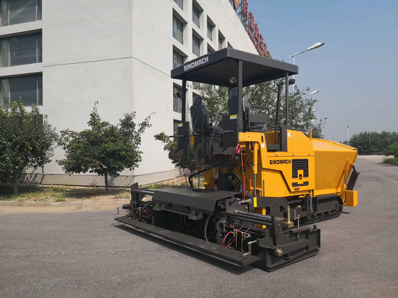 CHANGLIN 6m Asphalt Paver GYA4200 Cement Concrete Paving Equipment