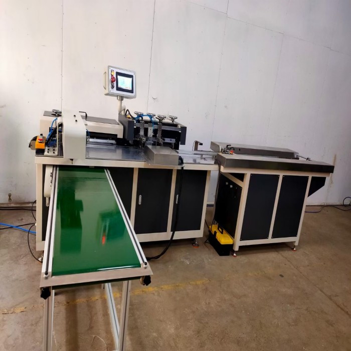 DWN-520 Automatic Feed /Punch Cover And Inner Seperately/ Adjust The Hole/Automatic Binding Machine