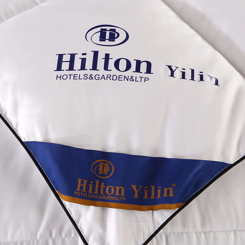 Custom Size Sustainable Hilton Hotel Textile Quilt Duvet Bedding with 100% Polyester