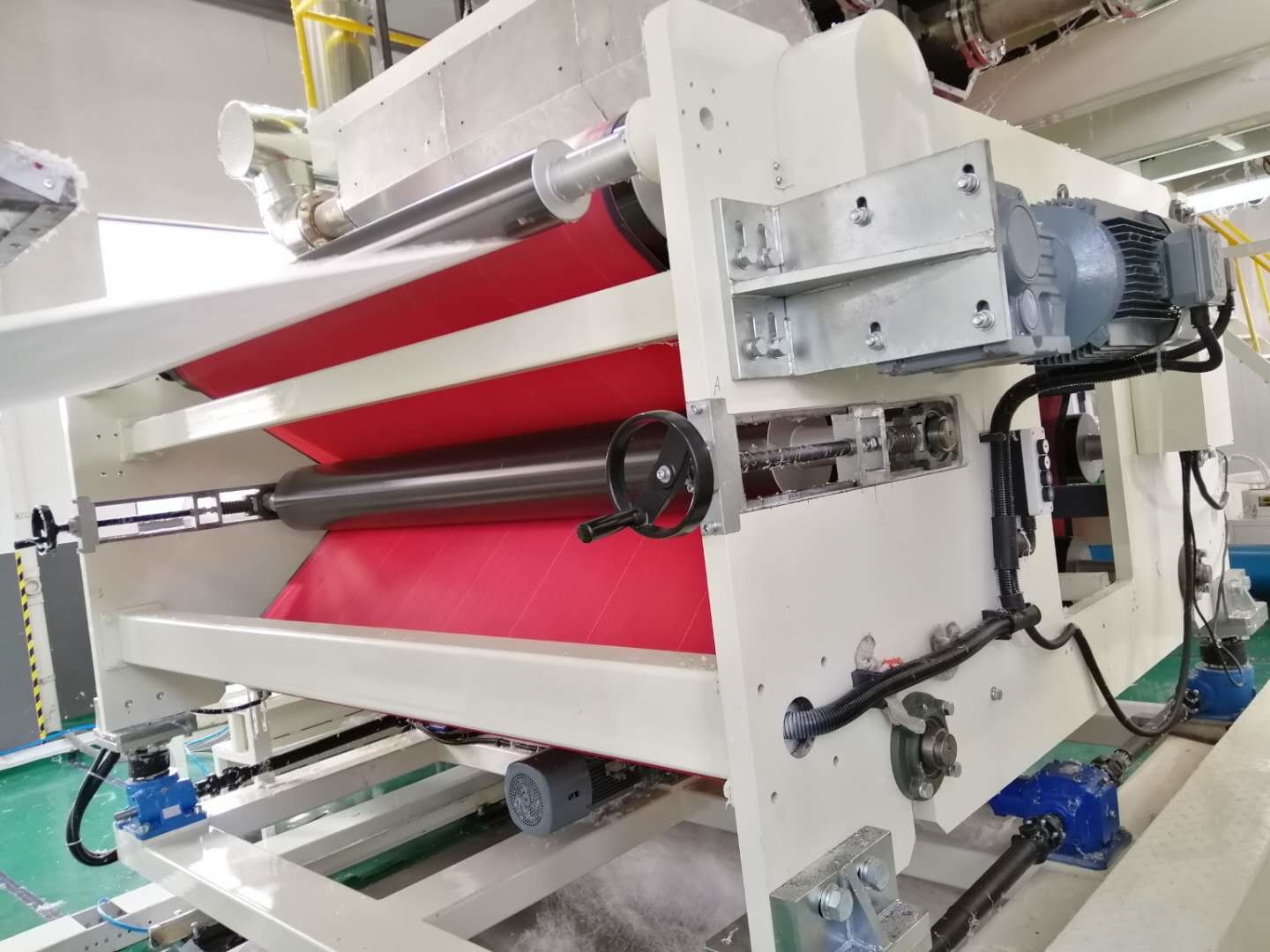 Melt Blown Non Woven Fabric Machine With Hot Melt Piping And Metering System Filter