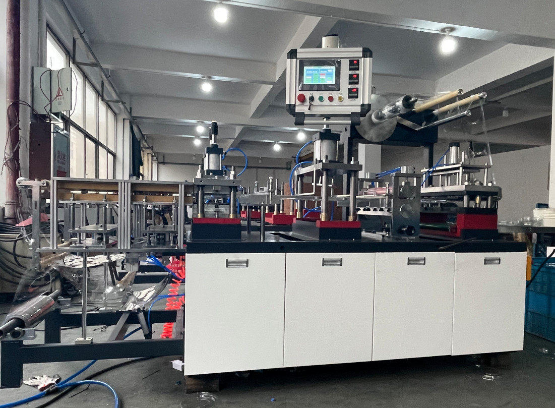 ODM PLC One Time Cup Lid Machine Oil Lubrication Heating Forming