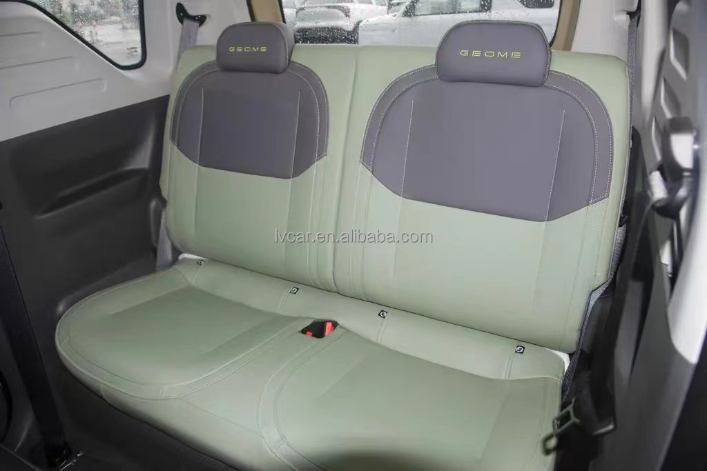 Rear Camera Equipped Geely Panda Mini Energy Vehicle with 200km Range and 3 Cylinders