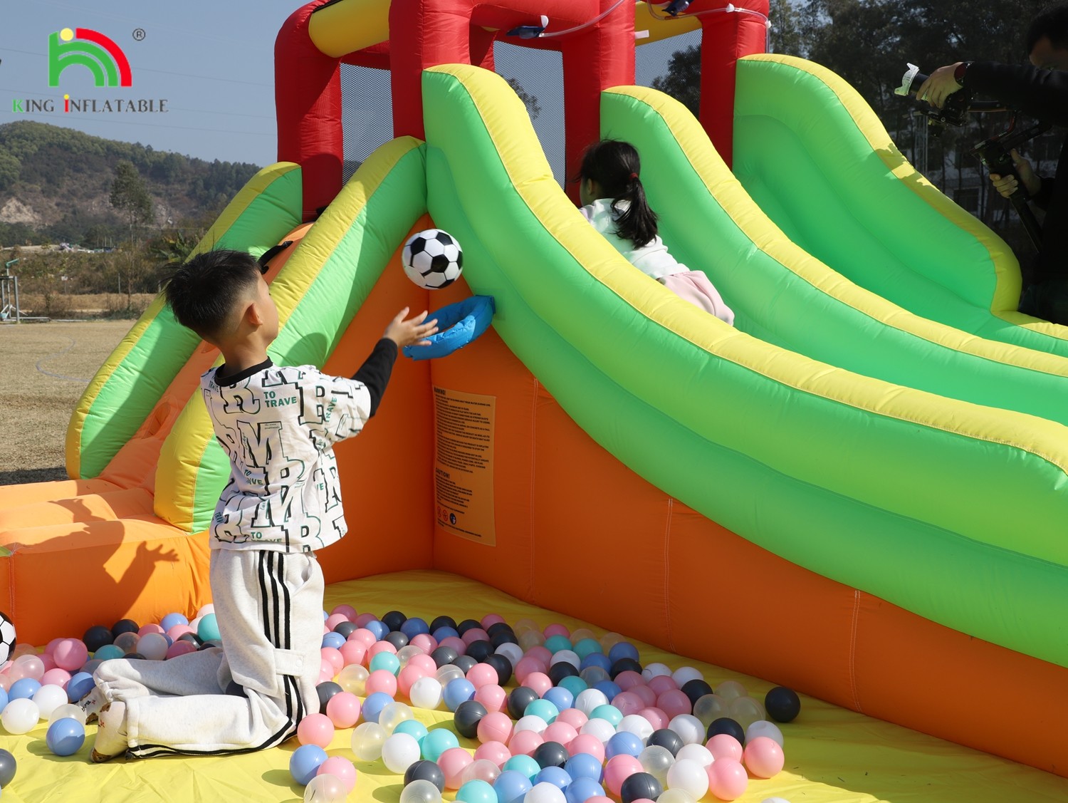 Inflatable Bouncer Combo Bounce House Double Lane Inflatable Water Slide With Water Pool Trampoline Shooting Net Basket Climbing