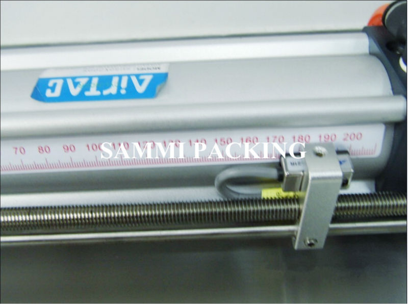 Wood Packaging Semi Automatic Liquid Dosing Filling Machine With User Friendly Design