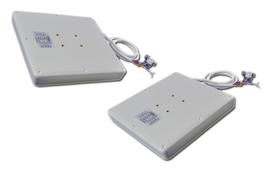 Outdoor UHF RFID Reader , Wireless RFID Readers for Truck Auto Access Control