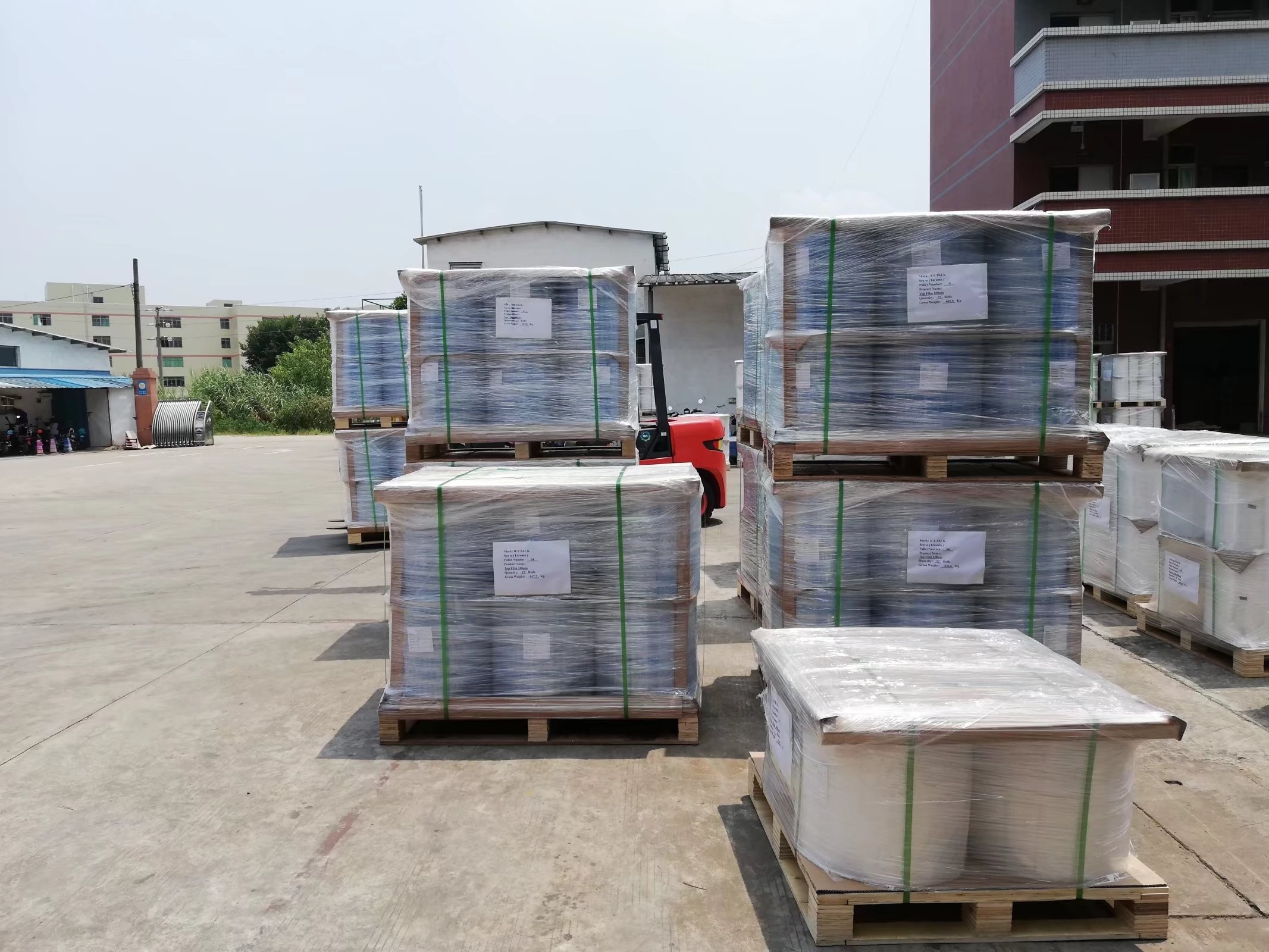 OEM Flexible Food Packaging Film Roll Sachet Pack For Potato Chips Printing Laminated