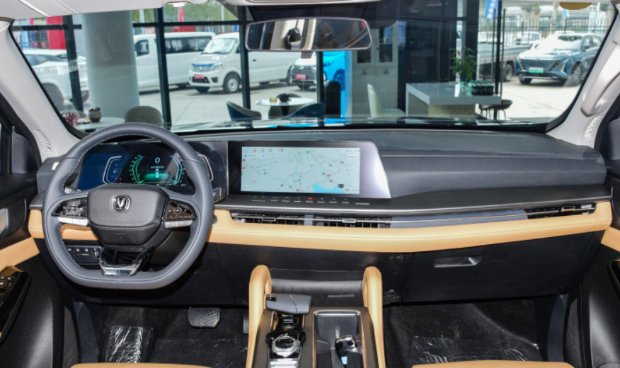 Changan Lantop 2023 2.0T Auto AWD Petrol Navigator Standard Box Edition