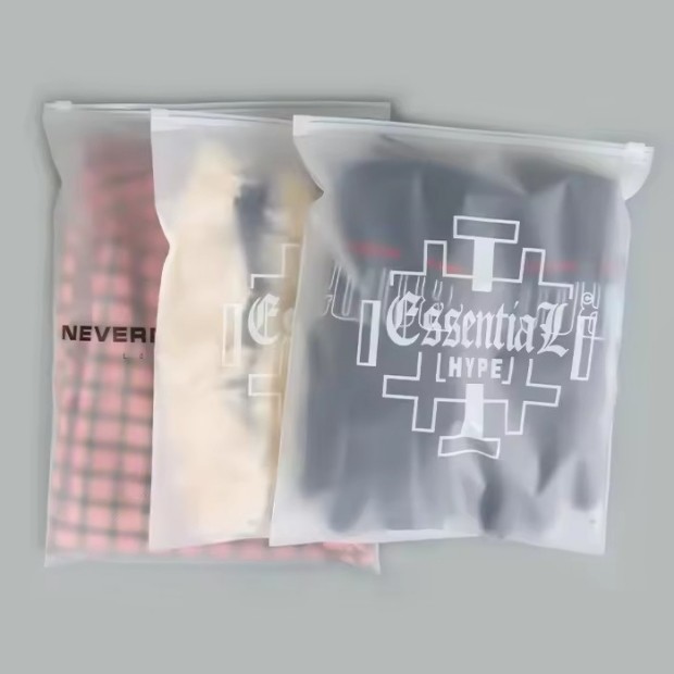 Custom Cpe Frosted Zipper Packaging Bag Plastic Clear Zip Bag Resealable Plastic Bags For Clothing