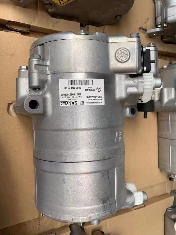 0008302800 A0008302800 Automobile Spare Parts Electric Hybrid Ac Compressor For Benz W205