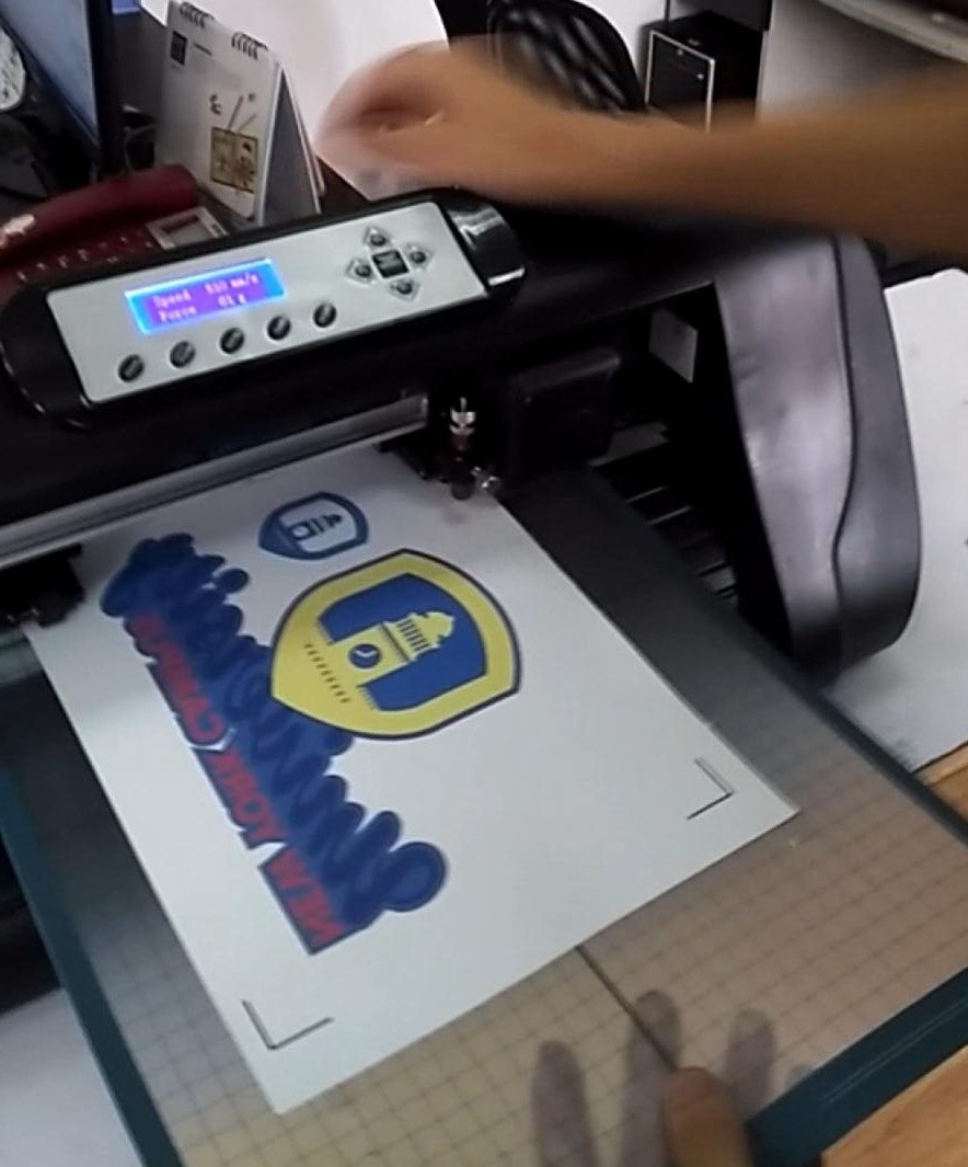 48" Contour Cutting Plotter Automatic Vinyl Plotter Printer With 3 Roland Blades