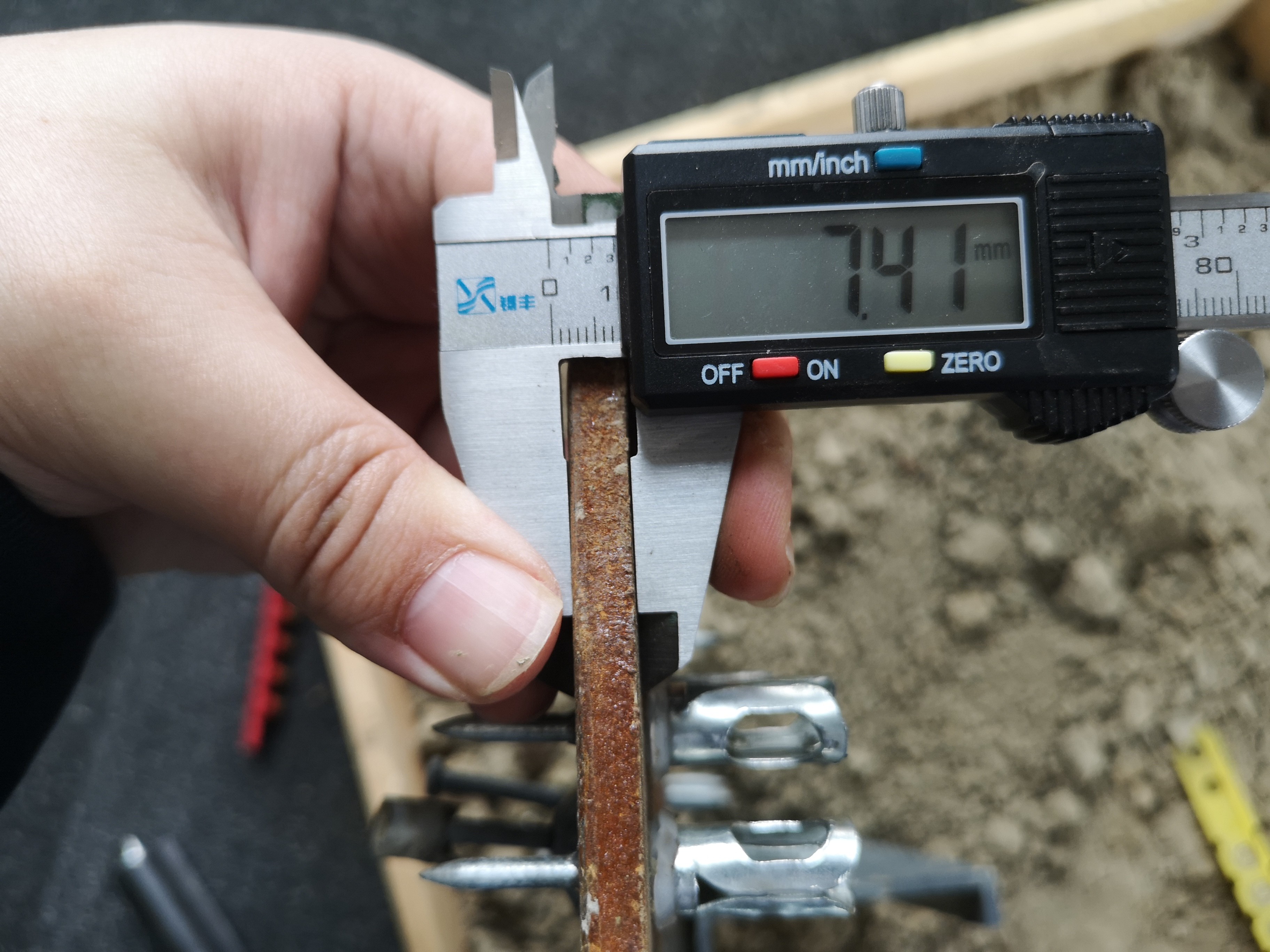 POWER ACTUATED FASTENERS SHOOTING NAILS CONCRETE NAILS WITH WASHER